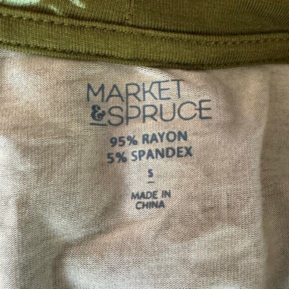 Market & Spruce V-Neck Short Sleeve T-Shirt Green NWT Size Small Soft - Picture 6 of 7